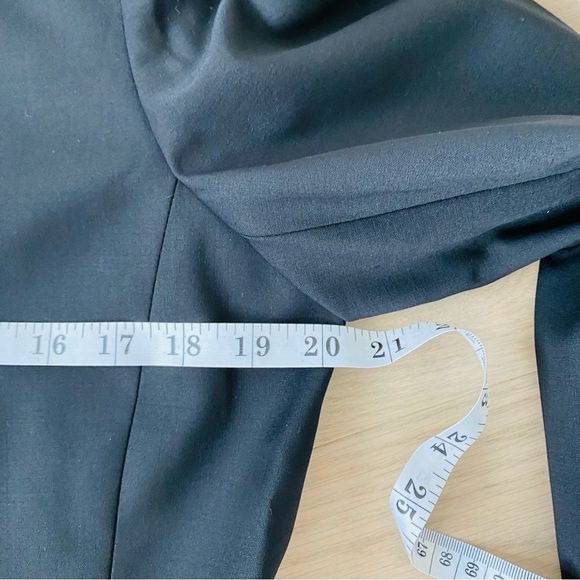 Classic Staple Blazer - Picture 11 of 14